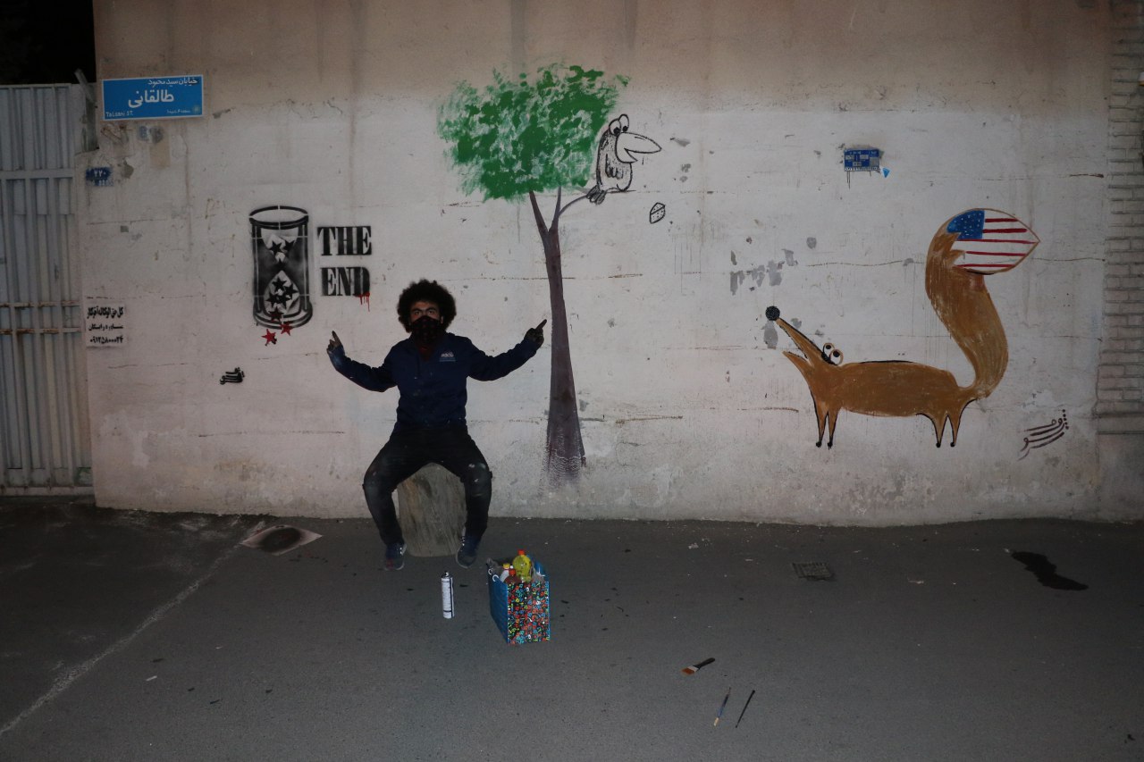 گرافیتی‌های ضدآمریکایی در تهران +عکس