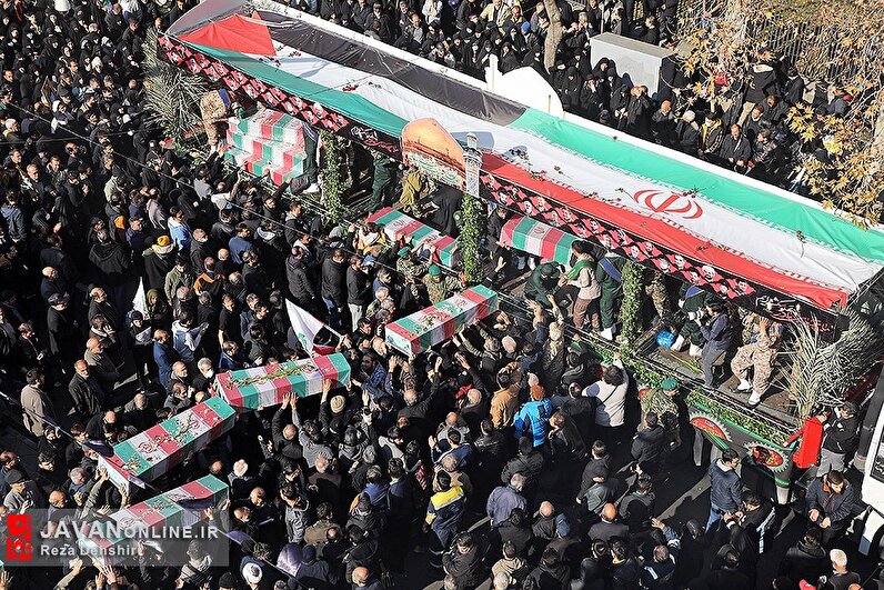 مراسم تشییع پیکر ۱۱۰ شهید گمنام در تهران -۲