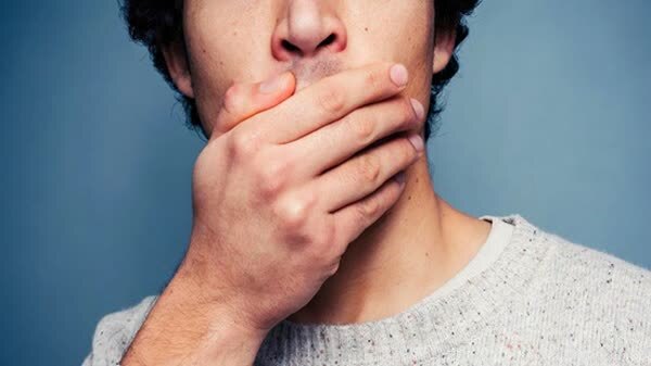 بوی بد دهان هنگام روزه‌داری را چطور درمان کنیم؟